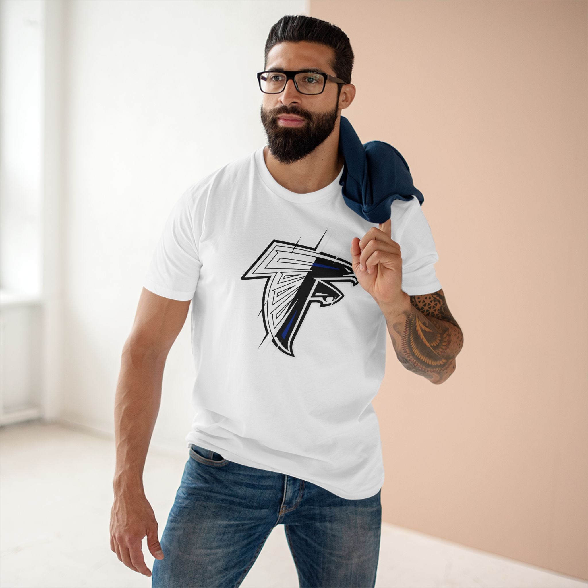 Falcon Outlined Tee